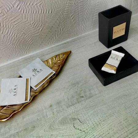 Aura Symphony Home Como Luaran gambar