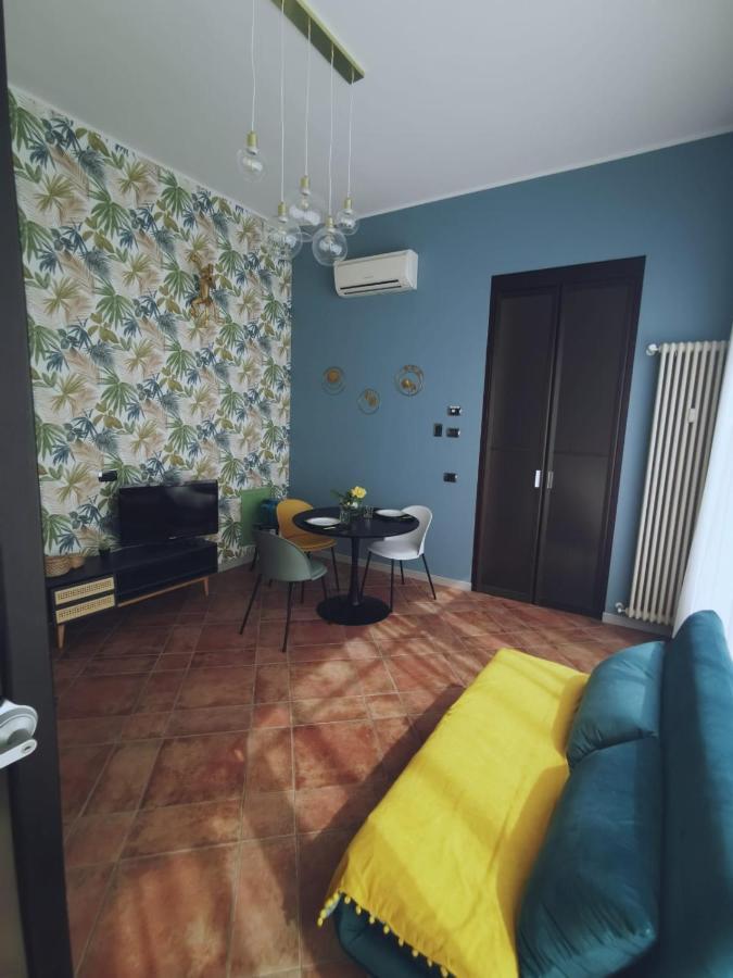 Aura Symphony Home Como Luaran gambar